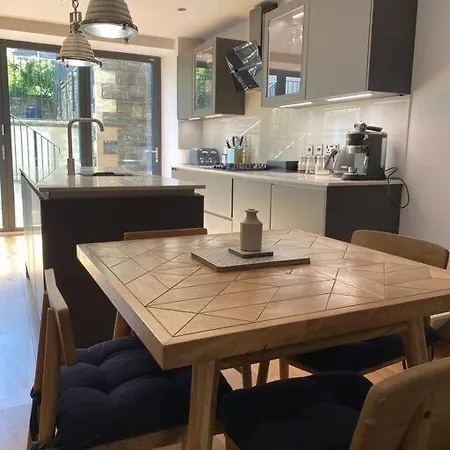 Appartement Stylish 2 Bedroom Self-contained In The Heart Of Clifton Village